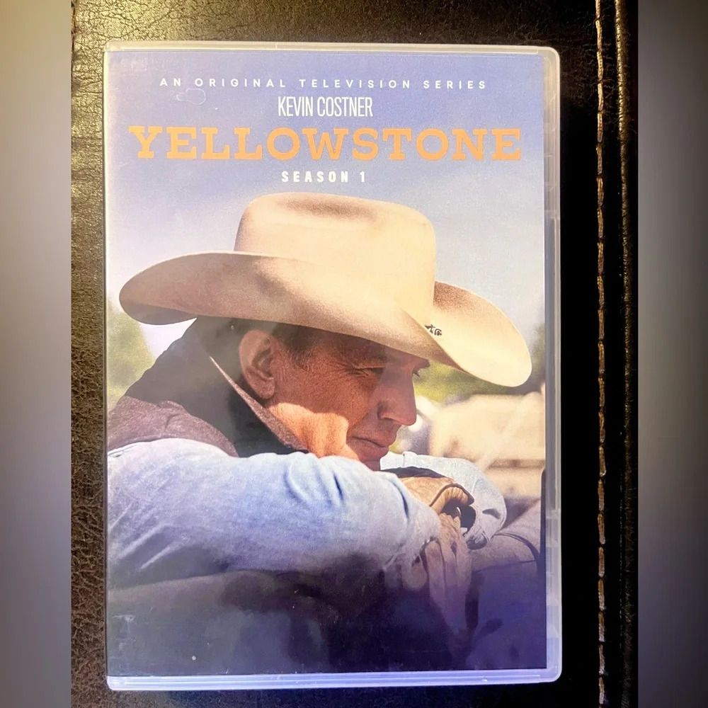 Yellowstone Season 1 DVD Set